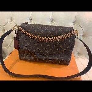 Louis Vuitton cluny MM